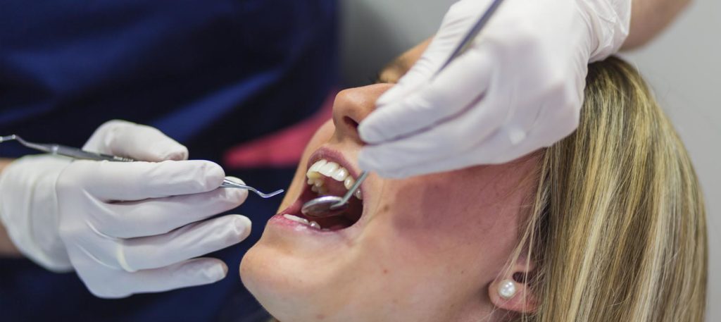 La Importancia De Visitar A Tu Dentista - Dental Roca - Elche