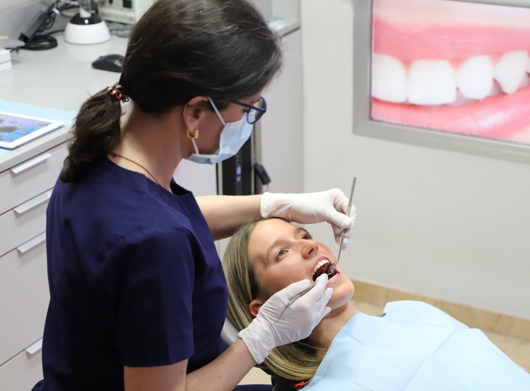 El desgaste dental es una de las patologías más frecuentes relacionadas con la obesidad