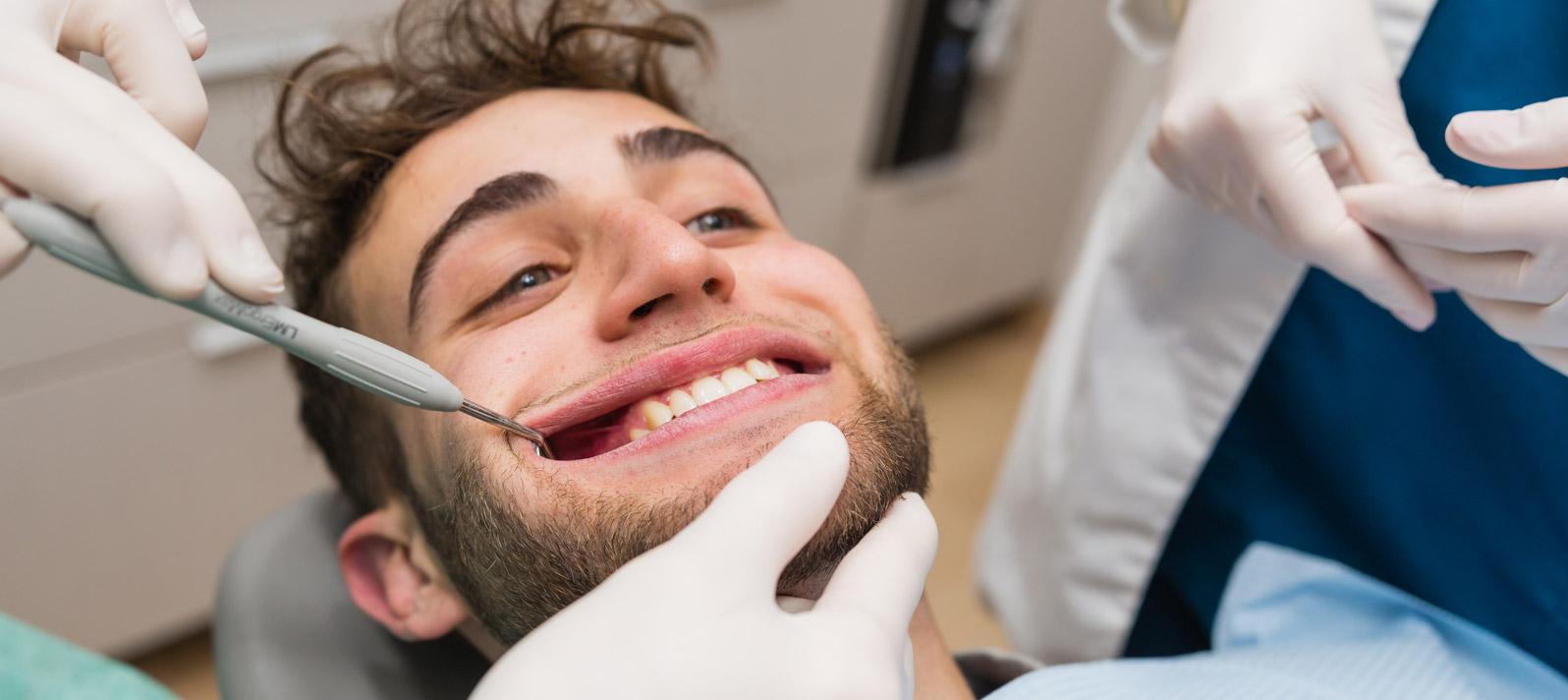 El mejor endodoncista en Elche en Dental Roca