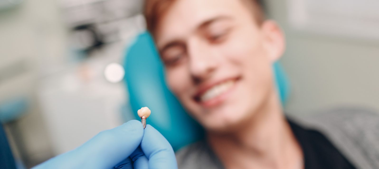 Consejos profesionales para cuidar de tus implantes dentales